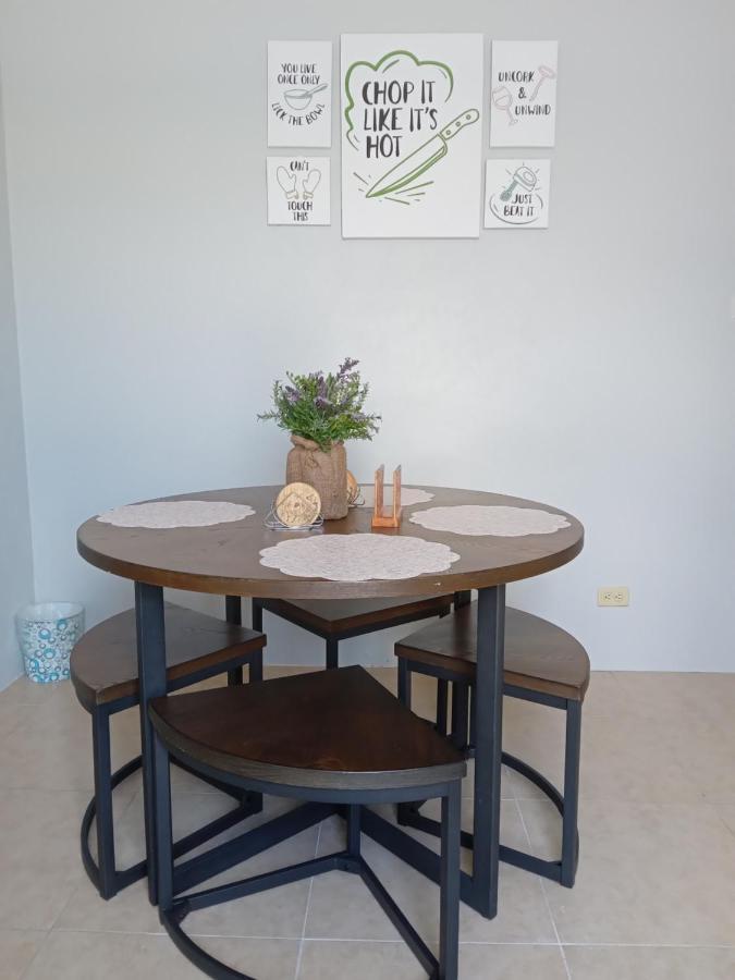 Michand Guest Apartment: Cozy Airport-Adjacent Stay Christ Church Exterior photo